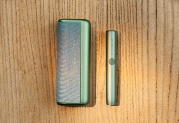 IQOS 3 DUO držalo in IQOS ILUMA držalo.